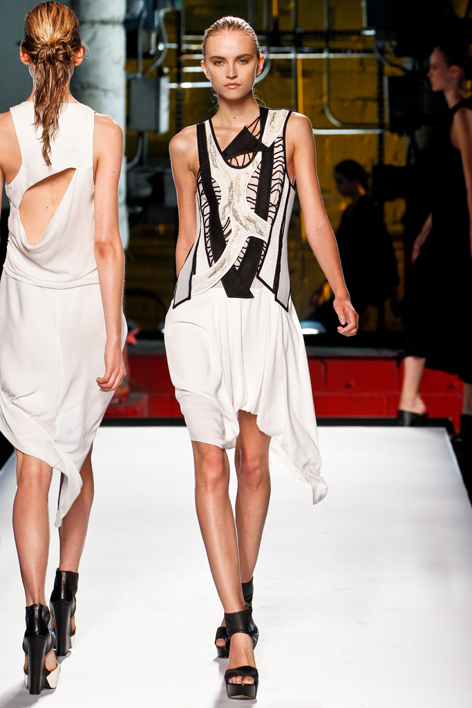 Helmut Lang 2012DƬ