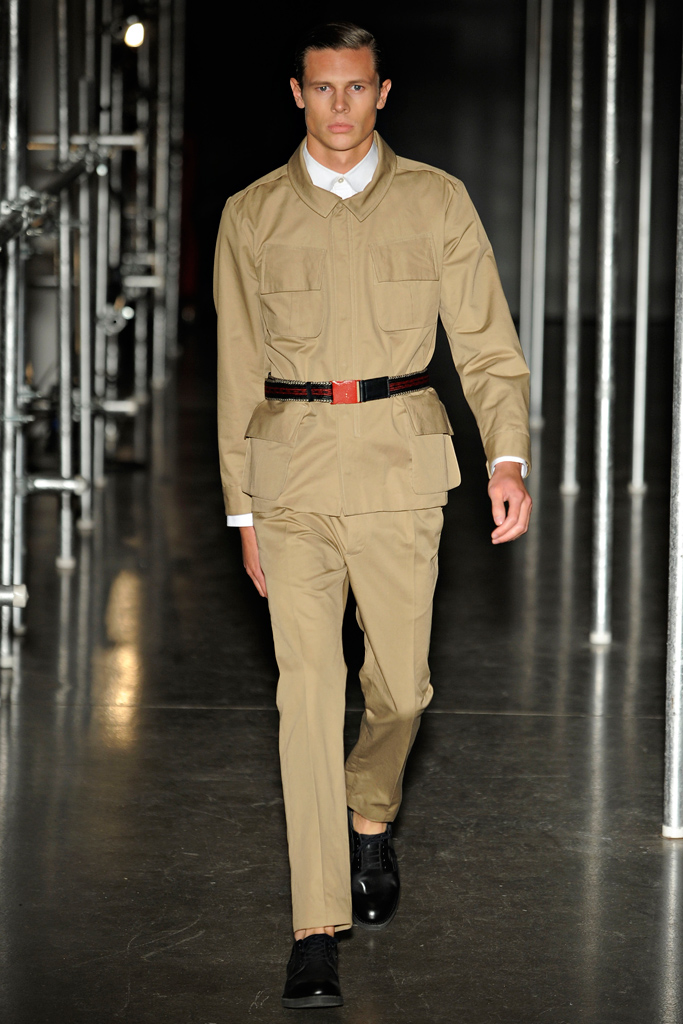 Patrik Ervell 2012(chng)DƬ
