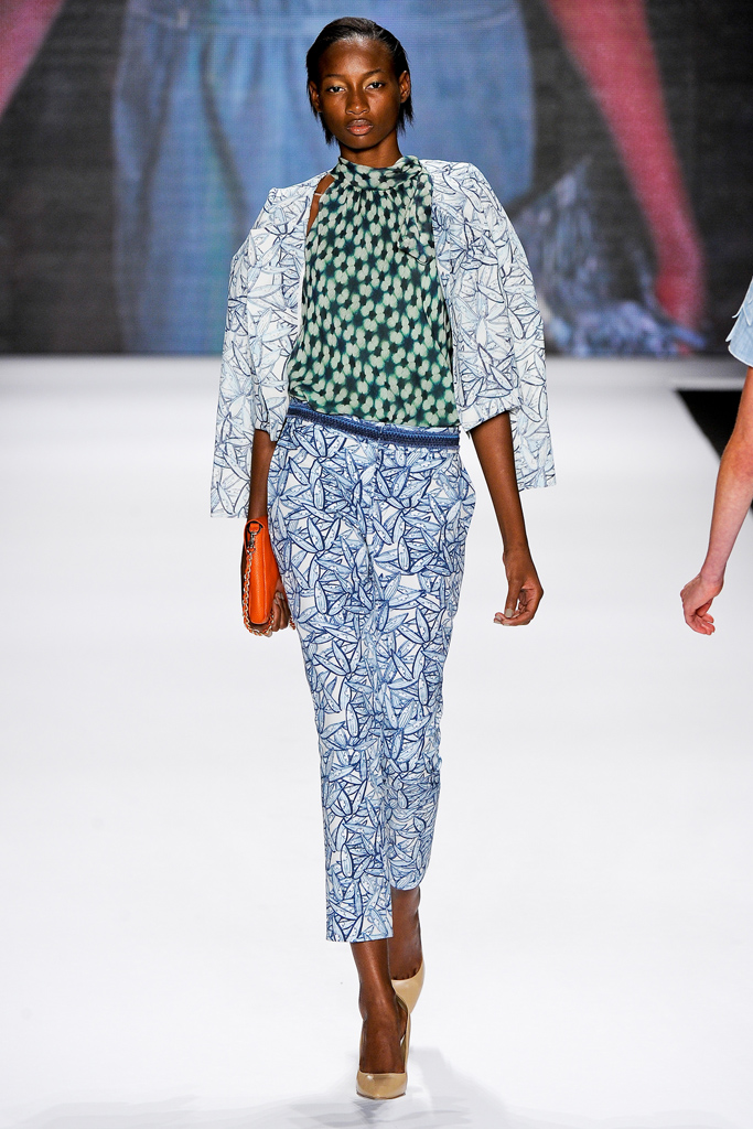 Vivienne Tam 2012(chng)DƬ