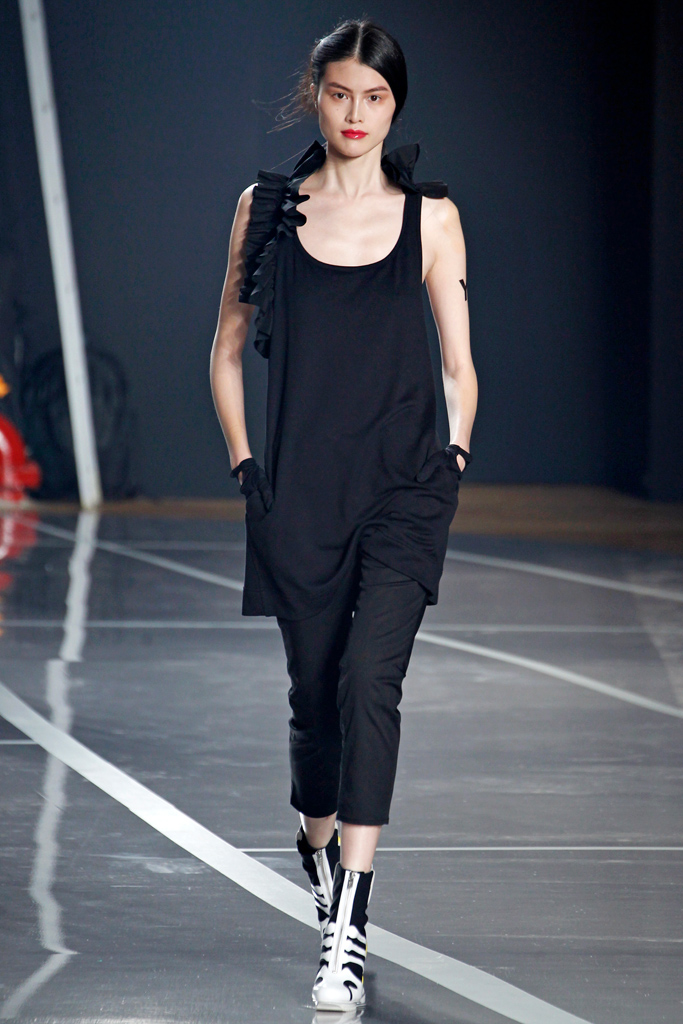 Y-3 2012春夏秀場