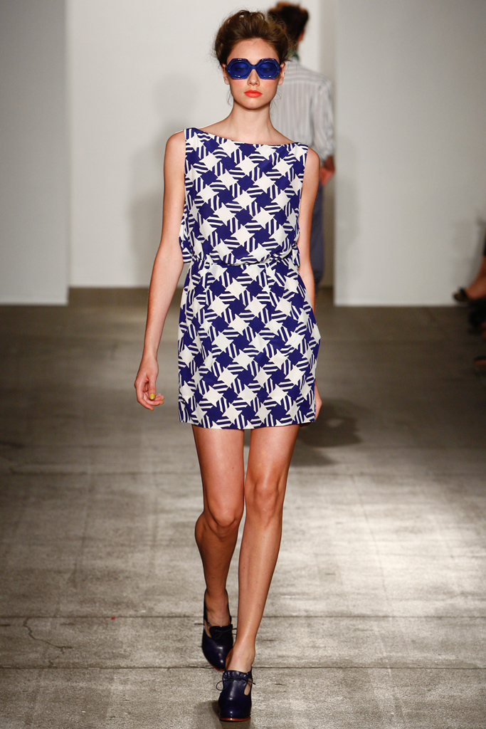 Karen Walker 2012DƬ