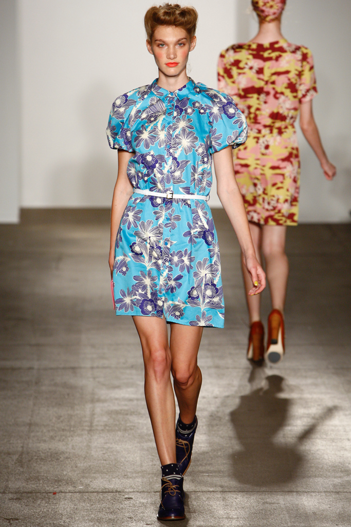 Karen Walker 2012DƬ