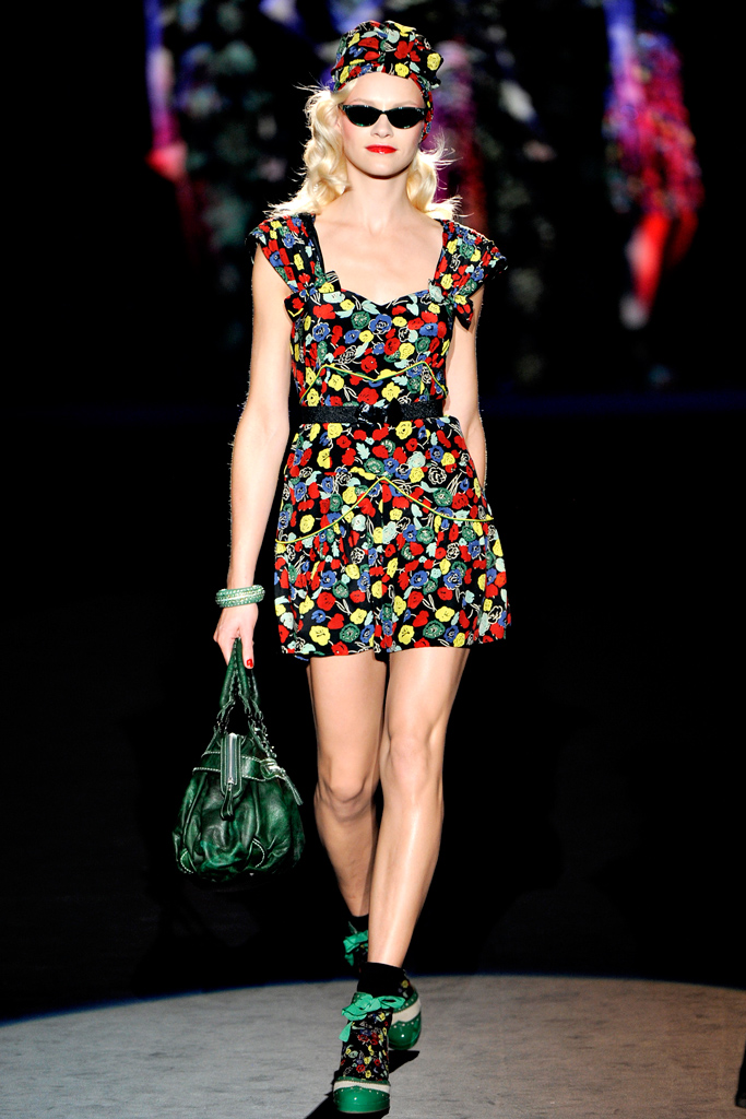 Anna Sui 2012(chng)DƬ