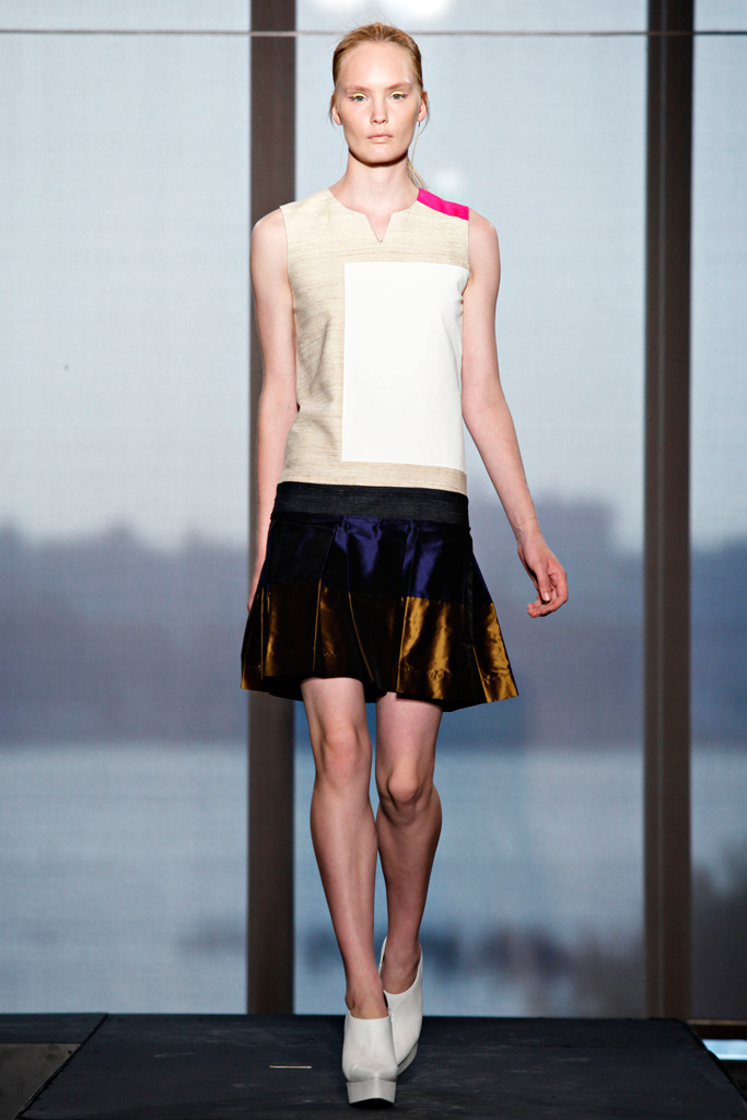 Julian Louie 2012DƬ