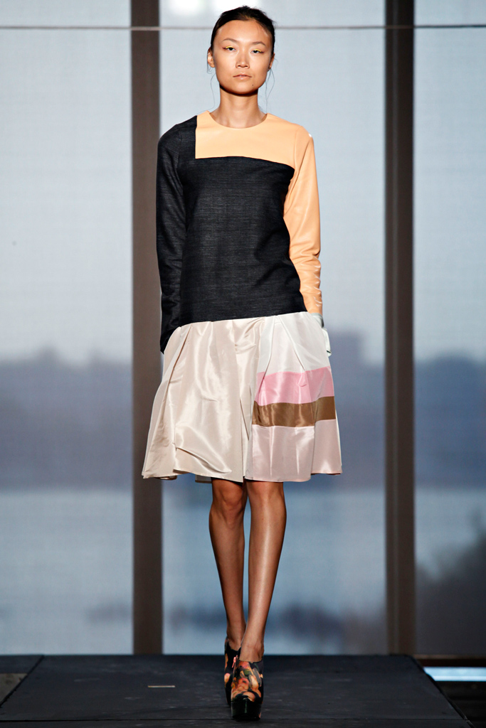 Julian Louie 2012(chng)DƬ