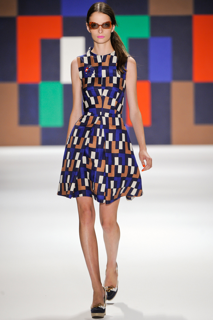 Milly 2012DƬ