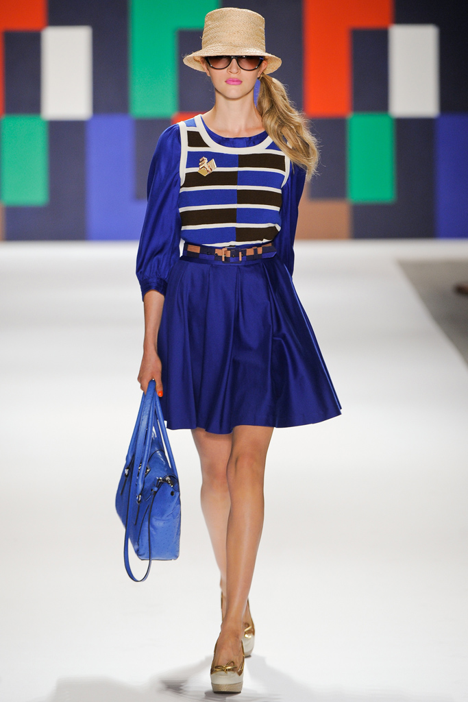 Milly 2012DƬ