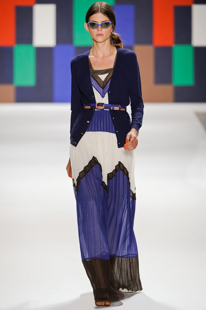 Milly 2012DƬ
