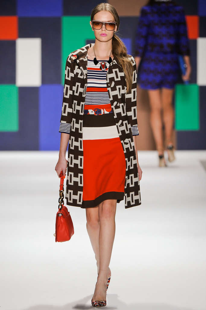 Milly 2012DƬ