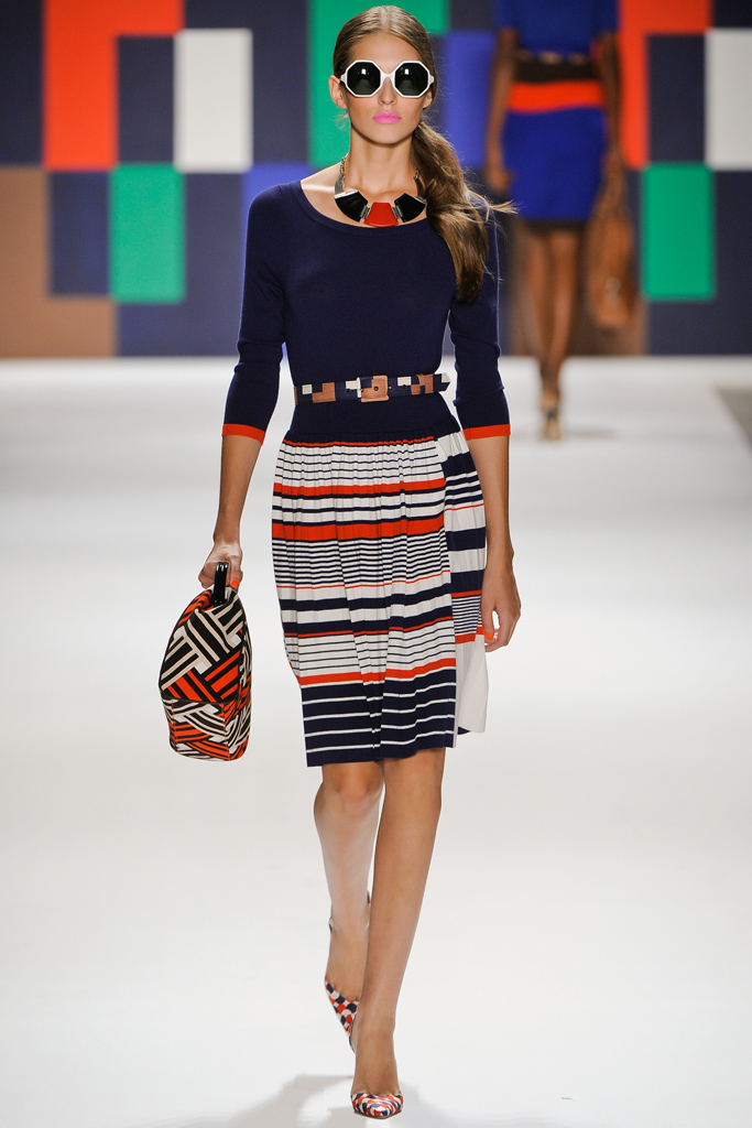 Milly 2012DƬ