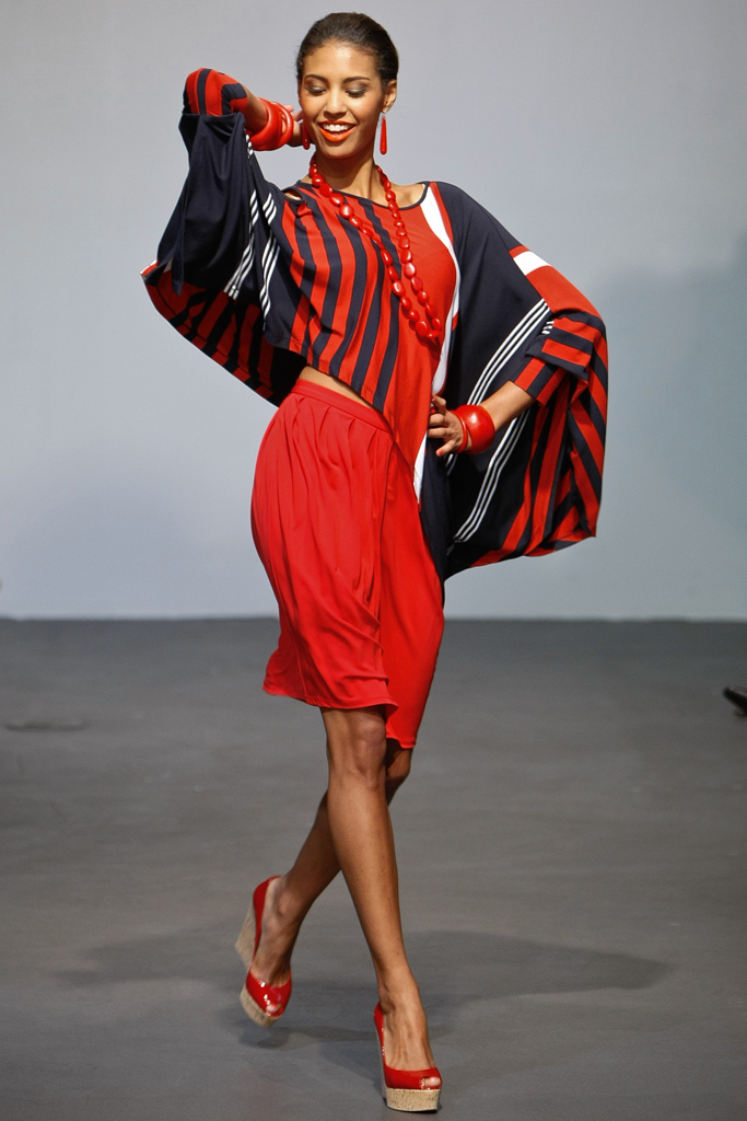 Stephen Burrows 2012DƬ