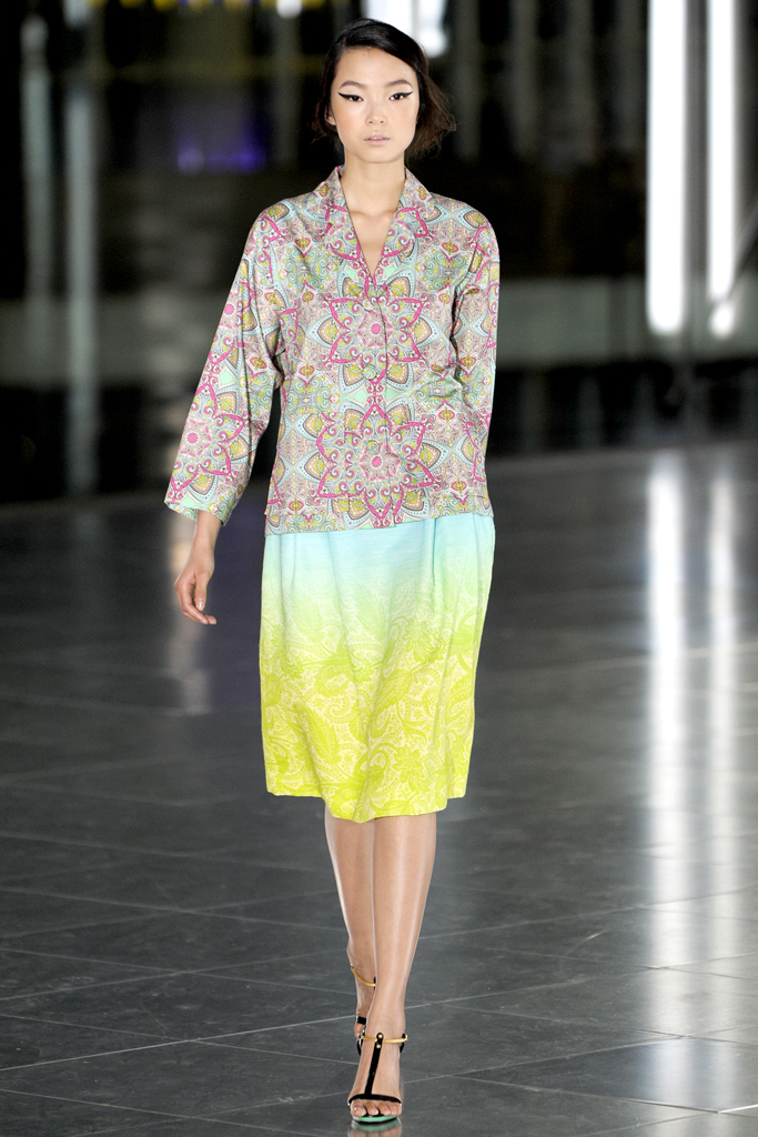 Jonathan Saunders 2012(chng)DƬ