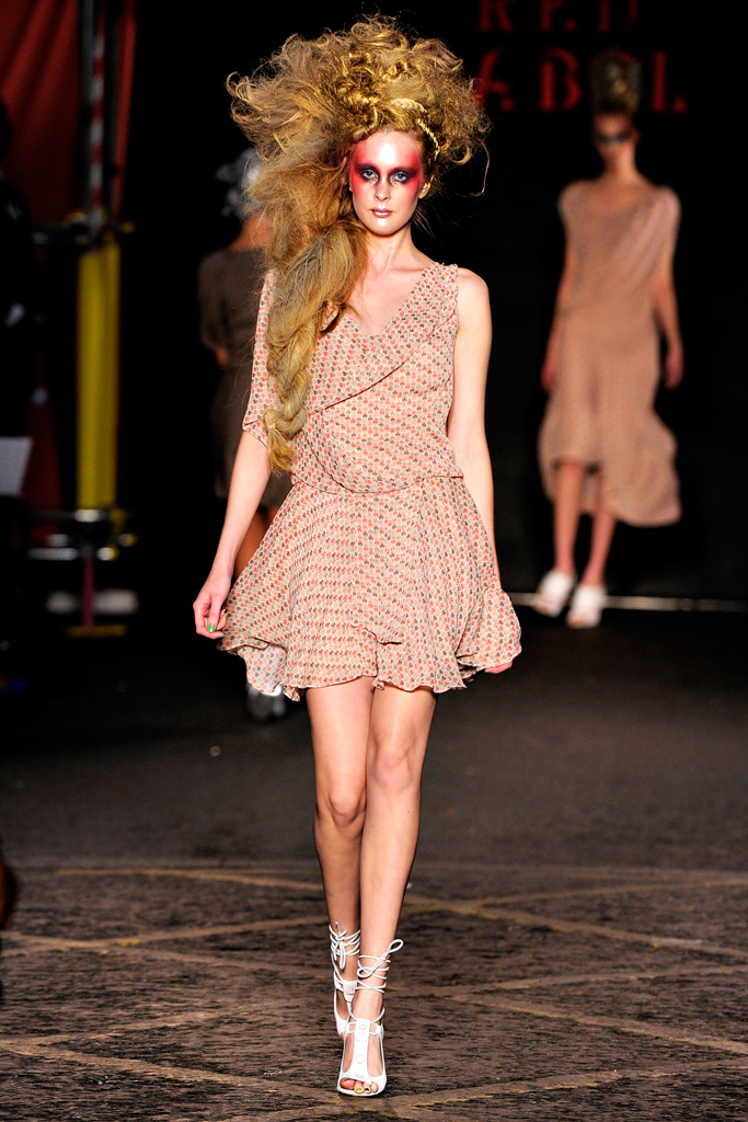 Vivienne Westwood Red Label 2012DƬ