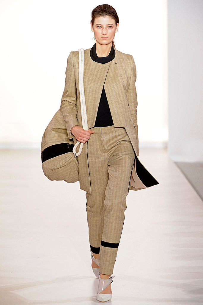 Aquascutum 2012DƬ