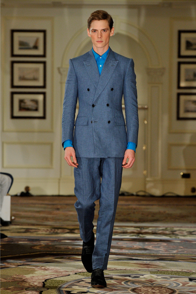 E. Tautz 2012DƬ
