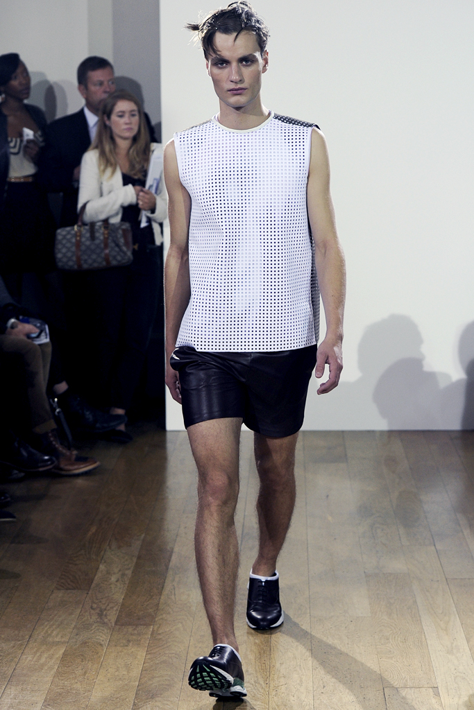 J.W. Anderson 2012bDƬ