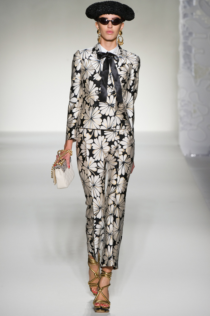 Moschino 2012DƬ