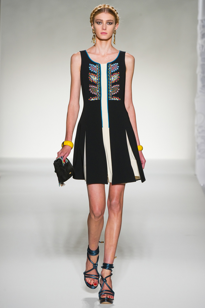 Moschino 2012DƬ
