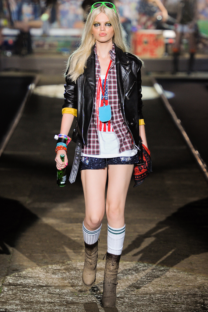 Dsquared2 2012DƬ