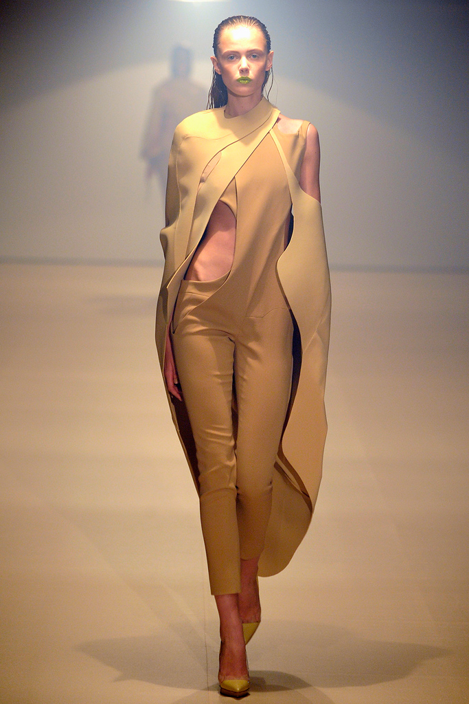 Mugler 2012DƬ