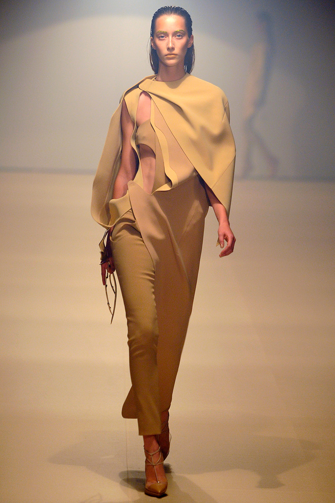 Mugler 2012(chng)DƬ