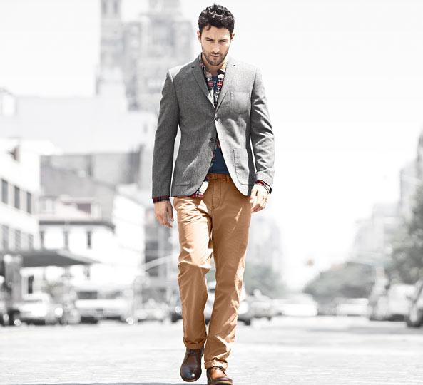 H&M Dress for fall 2011男裝廣告 高清圖片