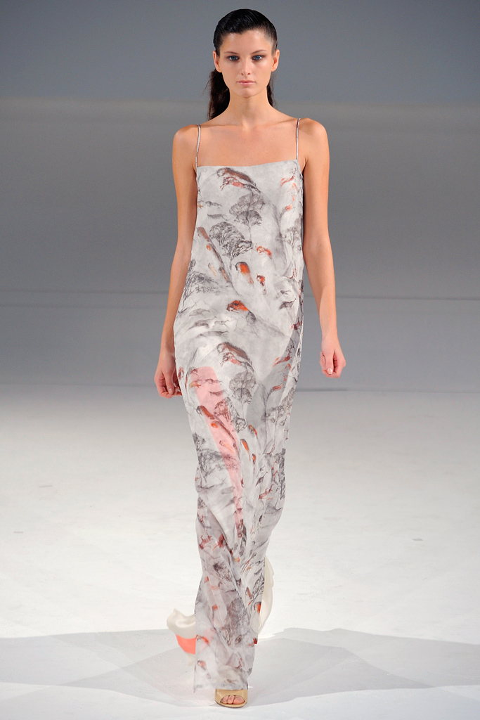 Chalayan 2012DƬ