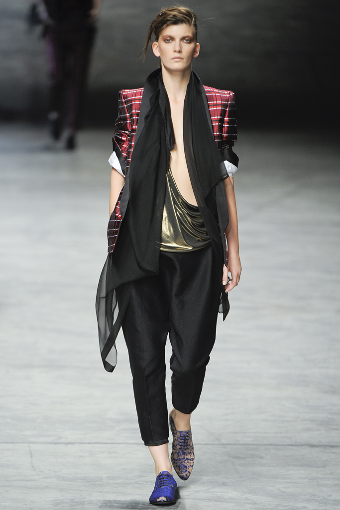 Haider Ackermann 2012DƬ
