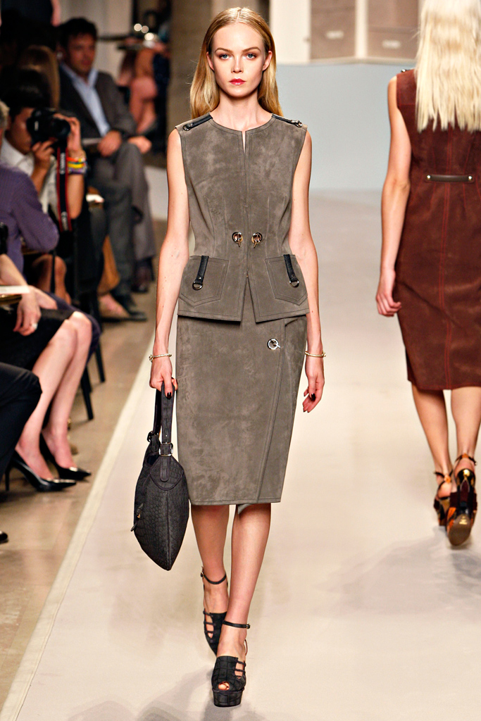 Loewe 2012DƬ