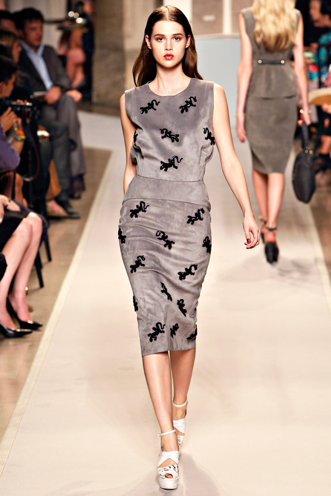 Loewe 2012DƬ