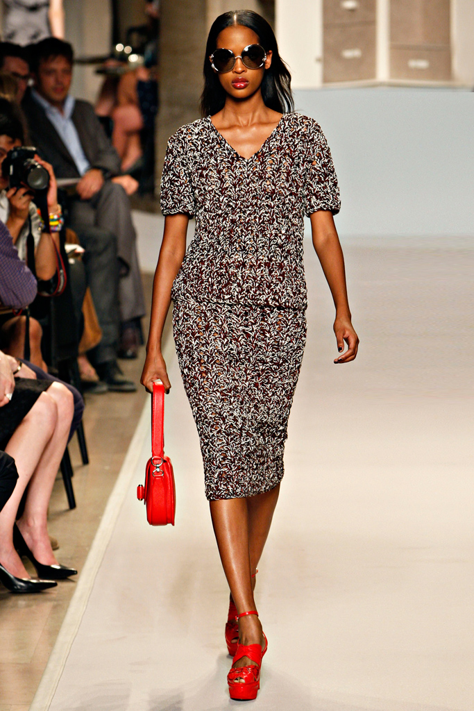 Loewe 2012DƬ