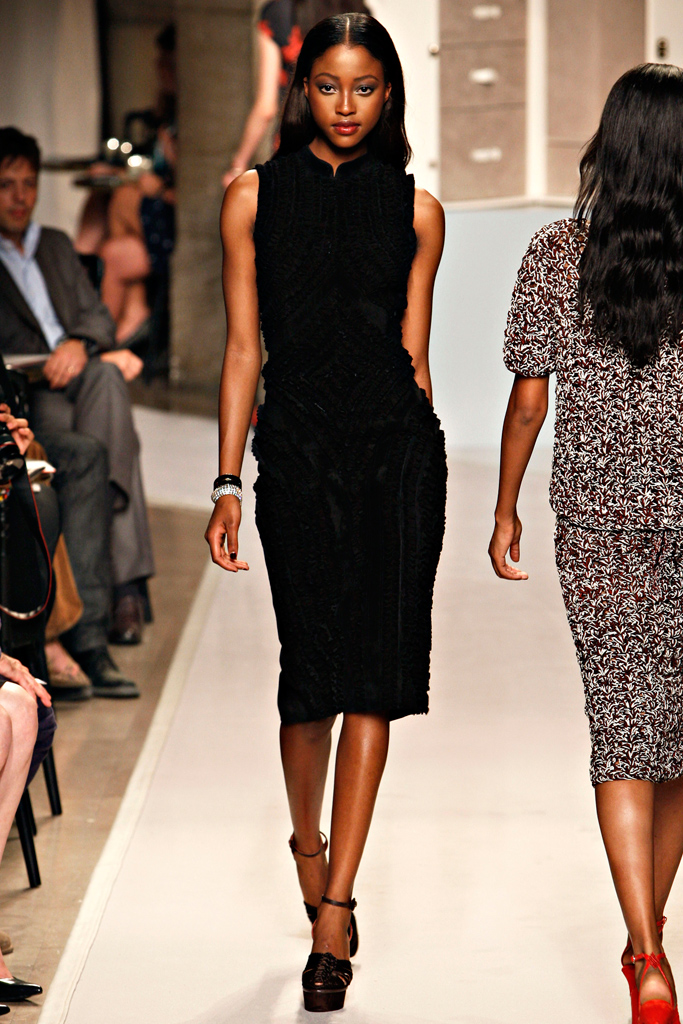Loewe 2012DƬ