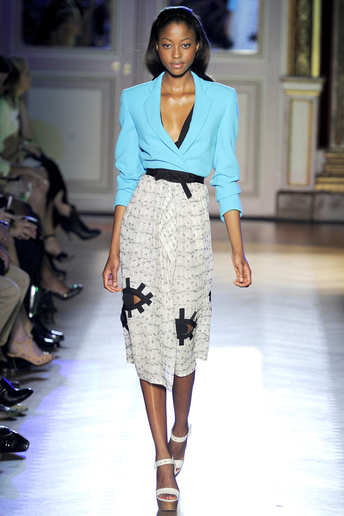 Roland Mouret 2012(chng)DƬ