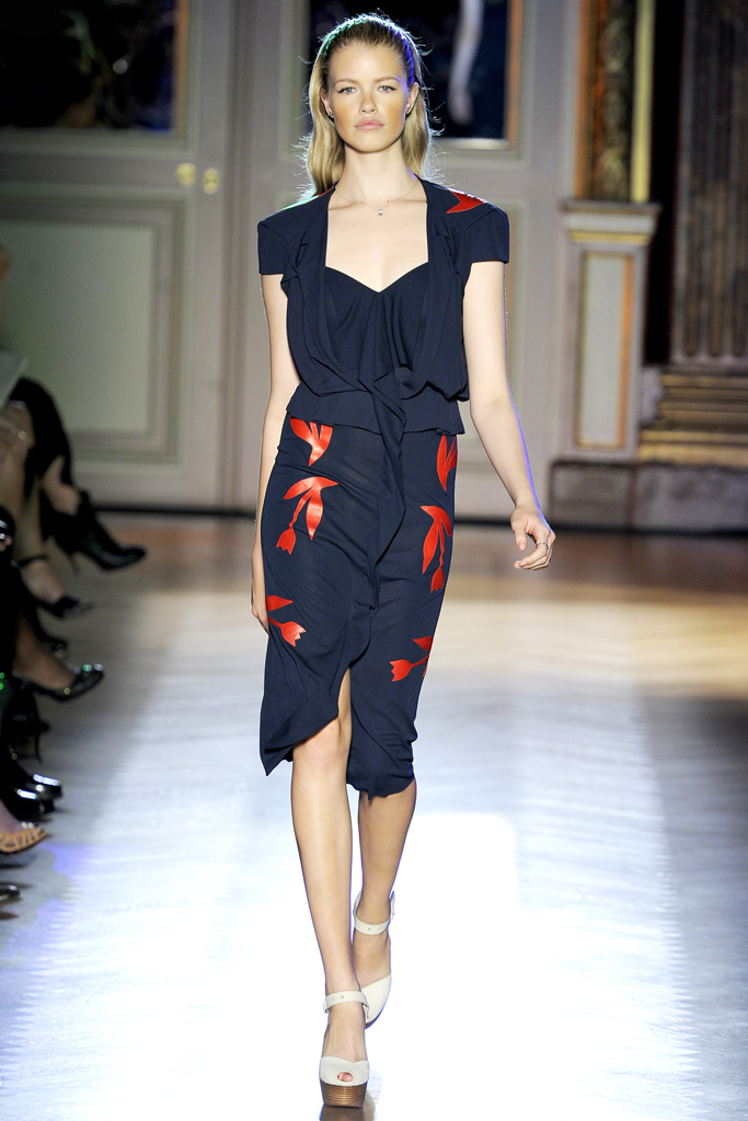 Roland Mouret 2012DƬ