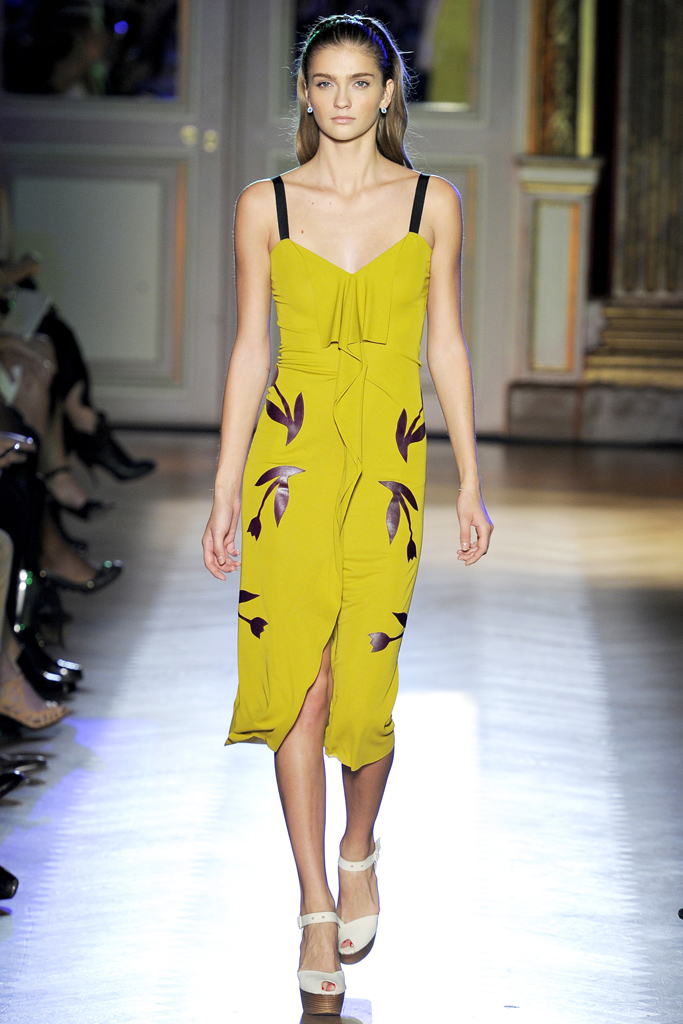 Roland Mouret 2012DƬ