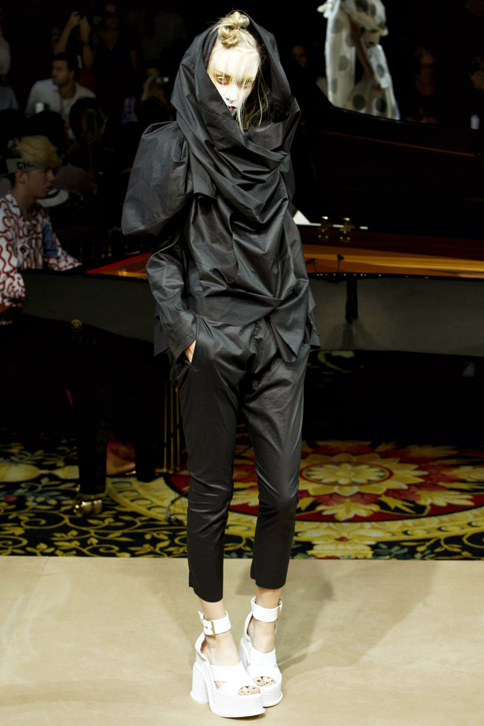 Vivienne Westwood 2012(chng)DƬ
