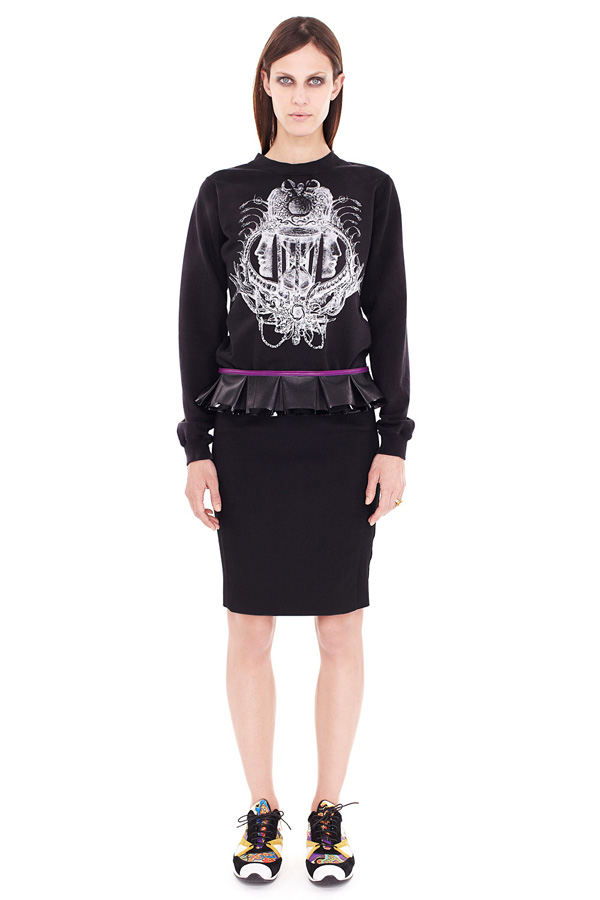Balenciaga  2011ﶬ Capsule Lookbook DƬ