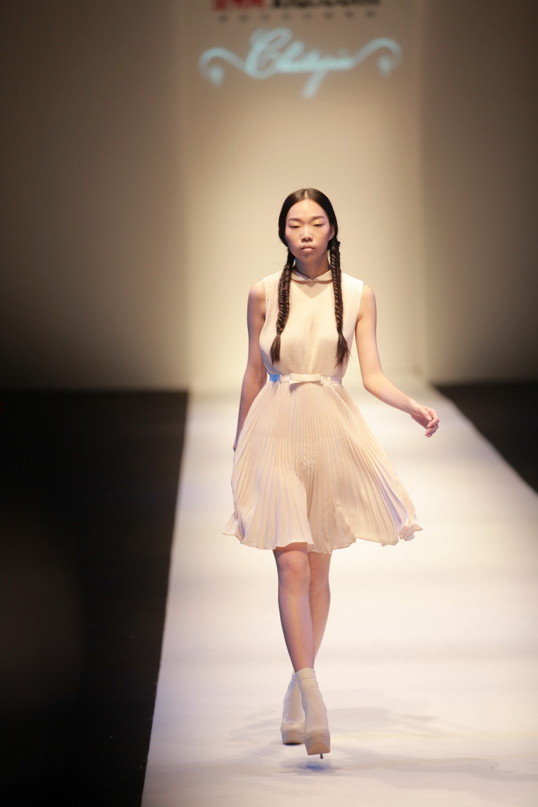 YOUNG DESIGNERSFOR XIU 2012春夏