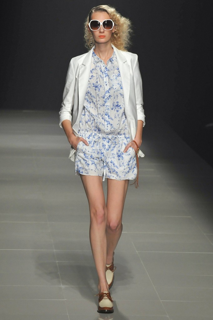 The Dress & Co 2012 |DƬ