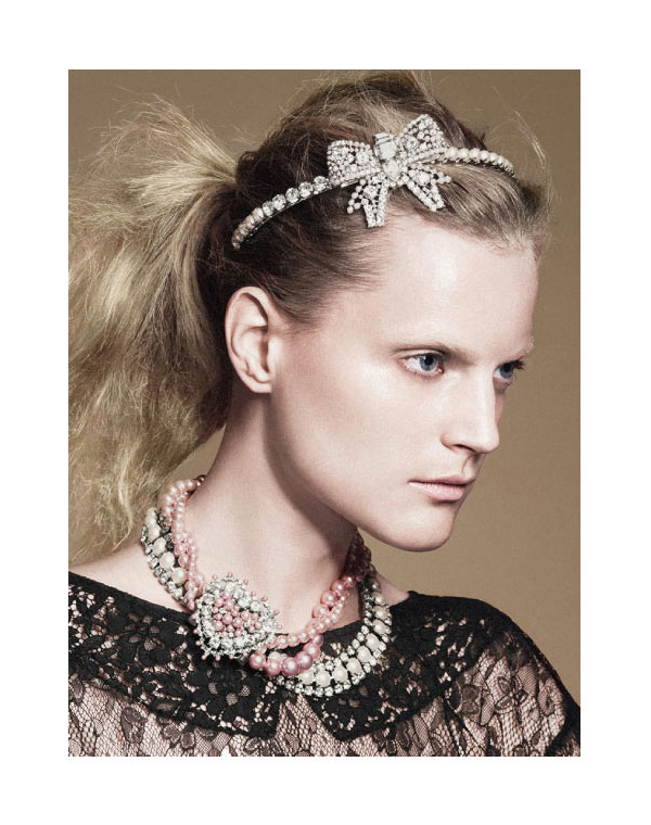MiuMiu2012度假廣告