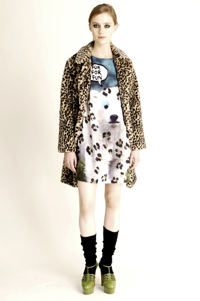 Moschino Cheap & Chic 2012 ϵиDƬ