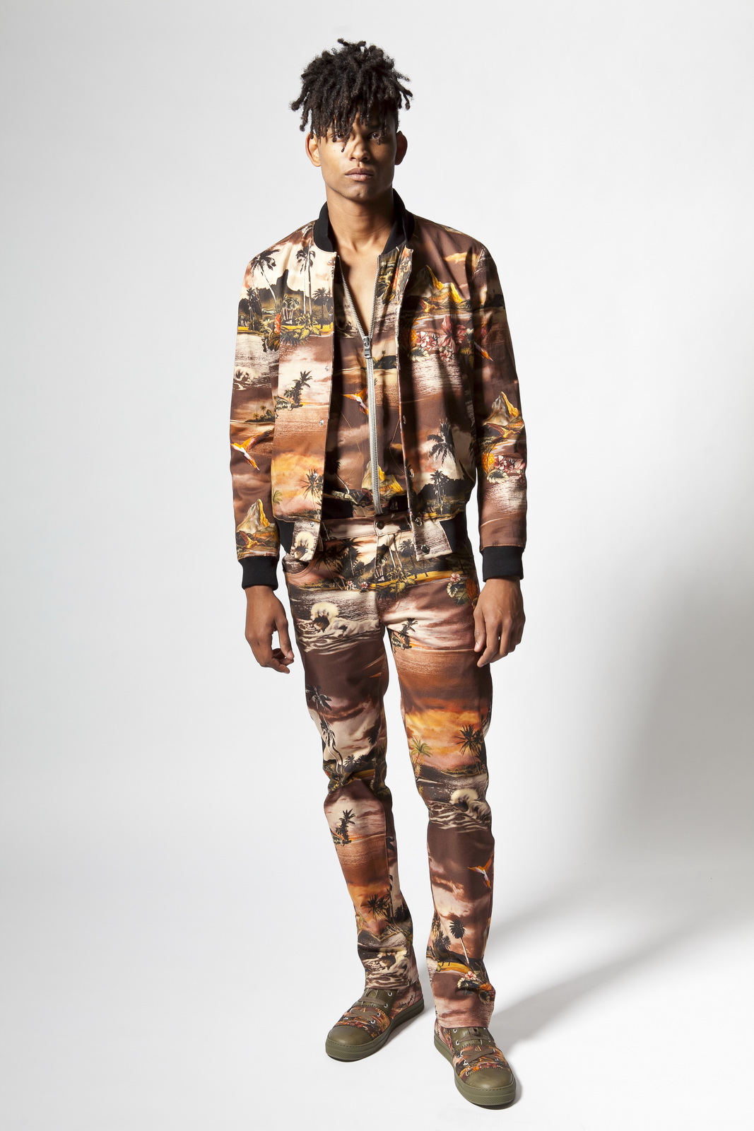 Jean Paul Gaultier b Pre-collection Lookbook DƬ