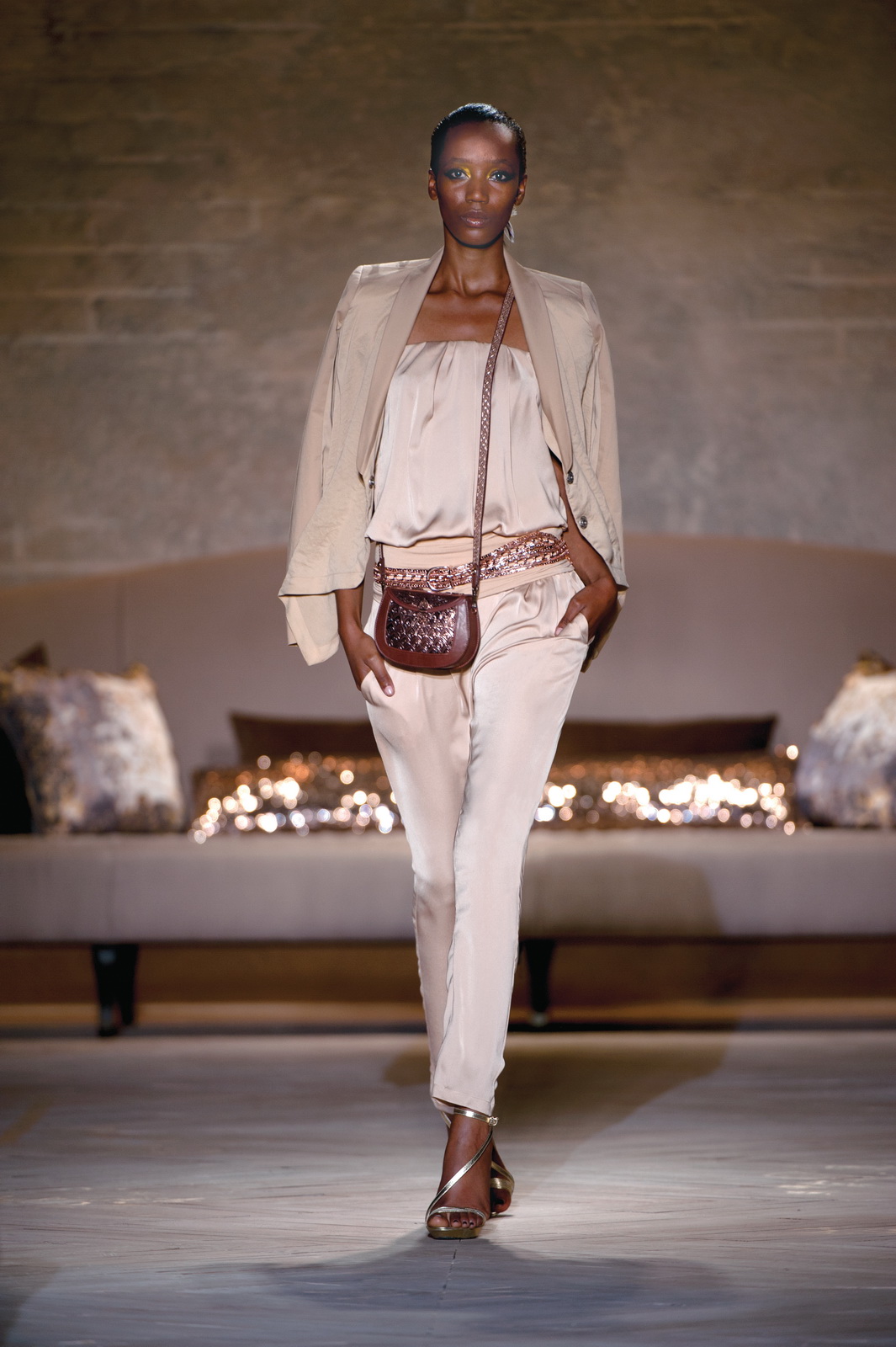 Patrizia Pepe 2012 DƬ