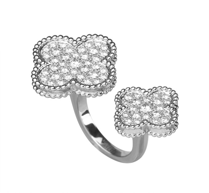 Van Cleef & Arpels  2011圣誕系列Lookbook