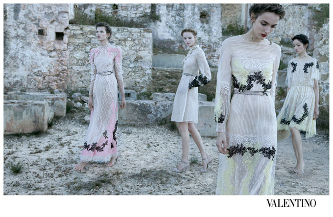Valentino 2012ďVDƬ