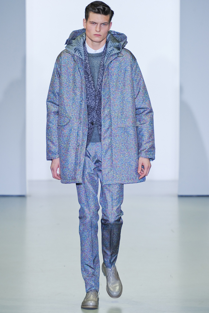 Calvin Klein Collection 2012ﶬbDƬ