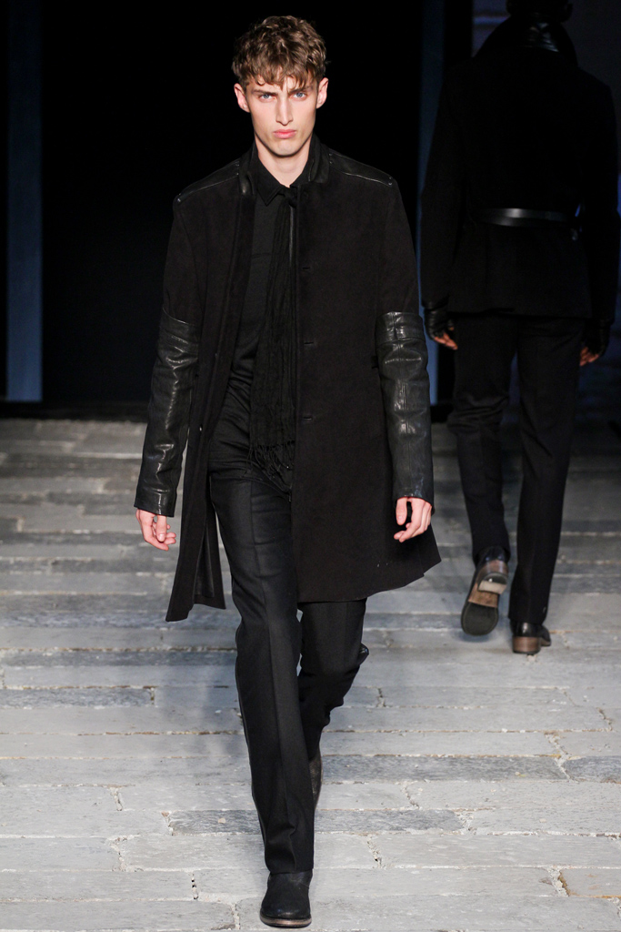 John Varvatos 2012ﶬbDƬ