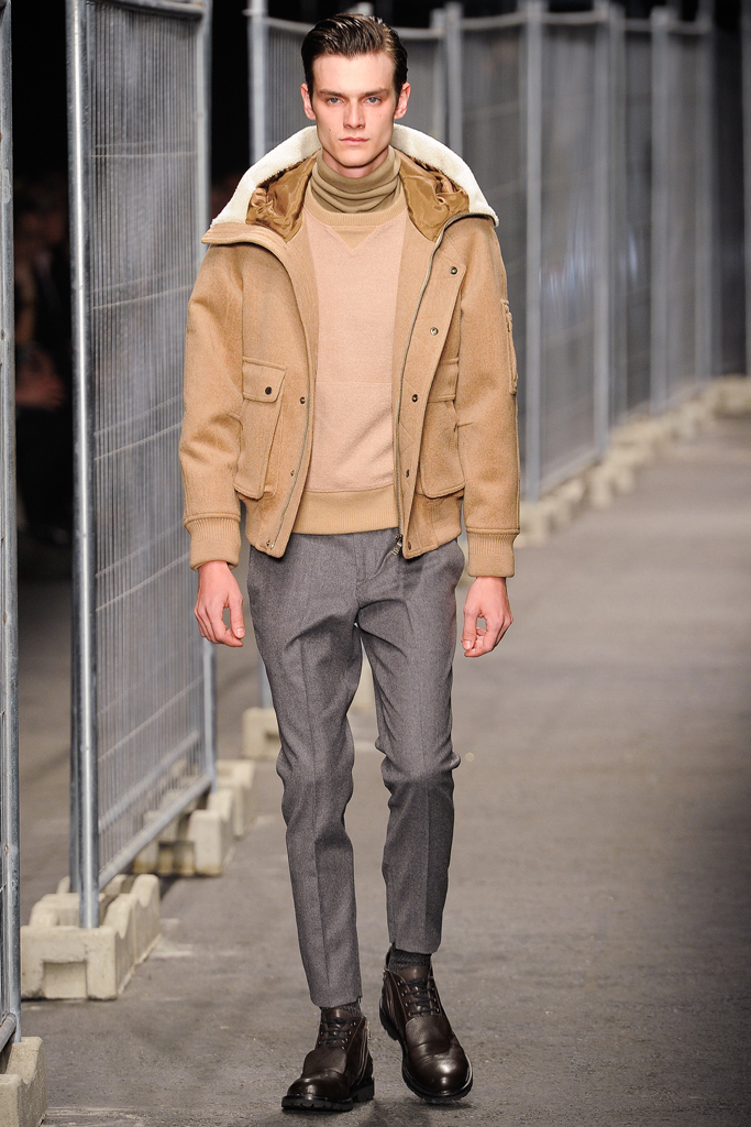 Neil Barrett 2012ﶬbDƬ