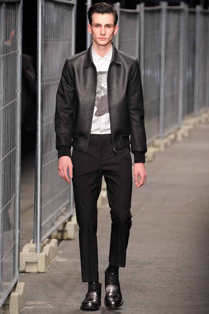 Neil Barrett 2012ﶬbDƬ