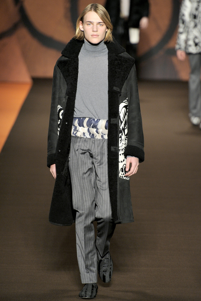 Etro 2012ﶬbDƬ
